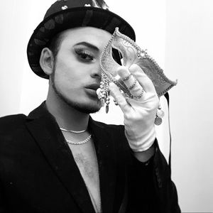 Meet your Posher, Daniel